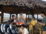 Macoy Dubs amuses Pinoys with stereotypes of beach cottage guests