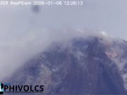 Philippines raises alert level at restive Mayon volcano