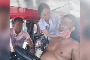 Nursing students awarded scholarships after helping heat stroke victim