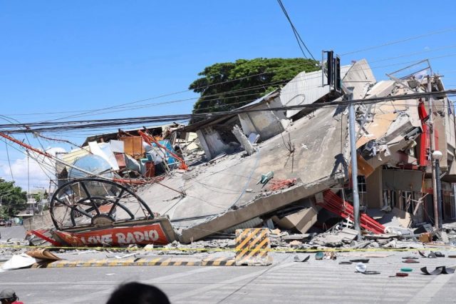building-collapse-gen-santos