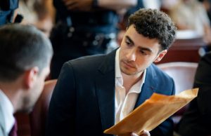 Mangione, accused insurance CEO killer, could face hurdles with mental breakdown defense