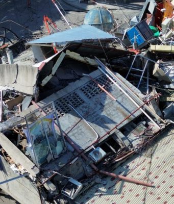 Phivolcs lifts tsunami alert after magnitude 7.8 earthquake