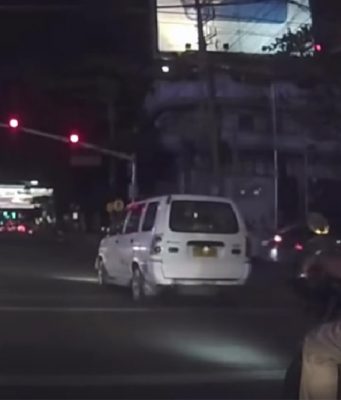 ‘Kawalan ng disiplina’: UV Express caught on dashcam beating red light at Metro Manila intersection