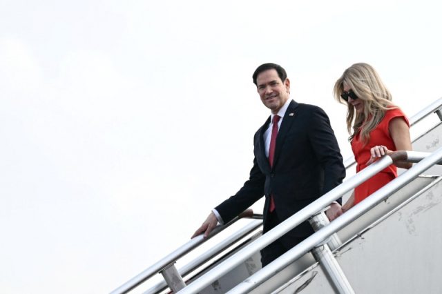 marco-rubio-manila-arrival